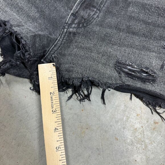 Levis Womens Premium 501 Original Shorts Black Denim Cut Off 32 Waist Distressed - Picture 7 of 12